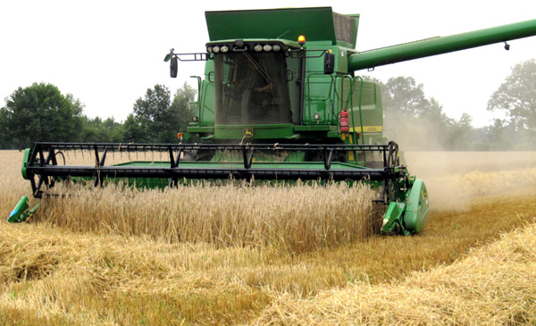 Mähdrescher John Deere T 660I Mähdrescher John Deere T 660I